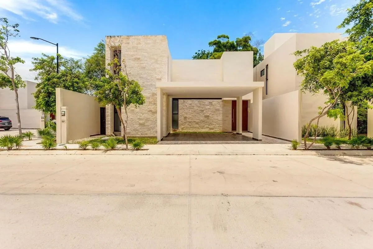New Palmara Home With Pool And Paddle Court Gated Playa del Carmen Mexico