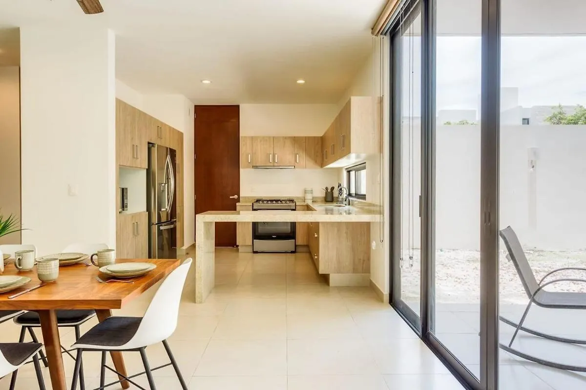 New Palmara Home With Pool And Paddle Court Gated Playa del Carmen 0*,  Mexico