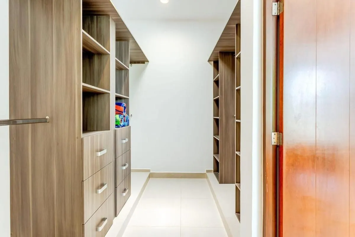 New Palmara Home With Pool And Paddle Court Gated Playa del Carmen Holiday home