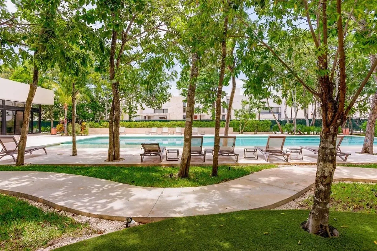 New Palmara Home With Pool And Paddle Court Gated Playa del Carmen